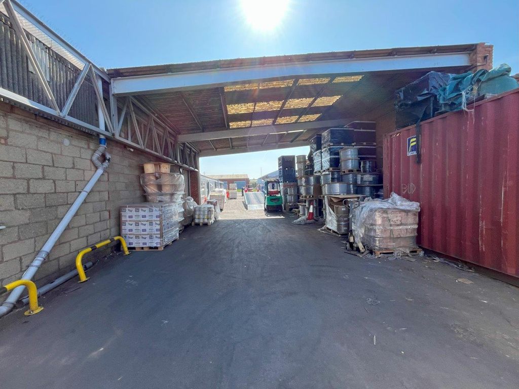 Property photo 3 of 3