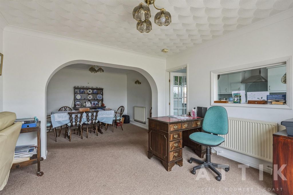 Additional image 16 of 3 bed detached bungalow for salePark Walk, Holton, Halesworth IP19