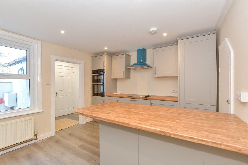 Property photo 2 of 15 Kitchen/ Breakfast Room