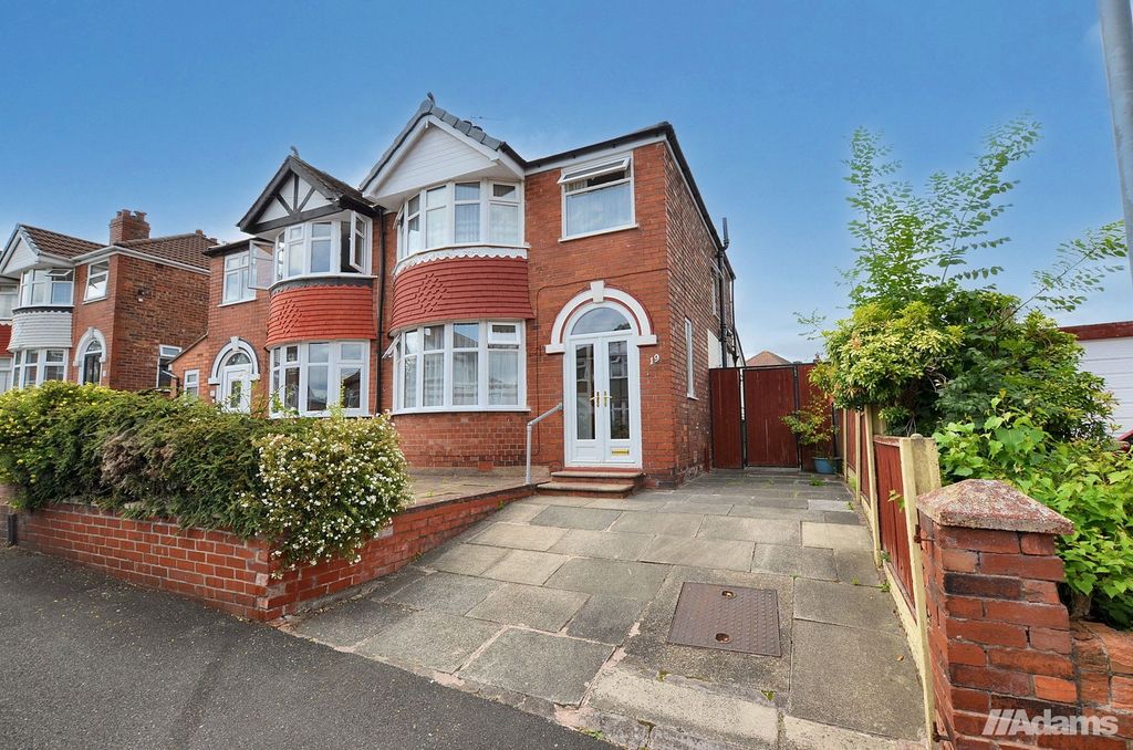 Property photo 1 of 25