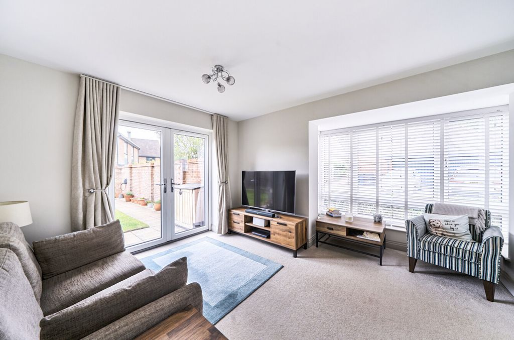 Property photo 2 of 21 1472420-3-6A229B1...