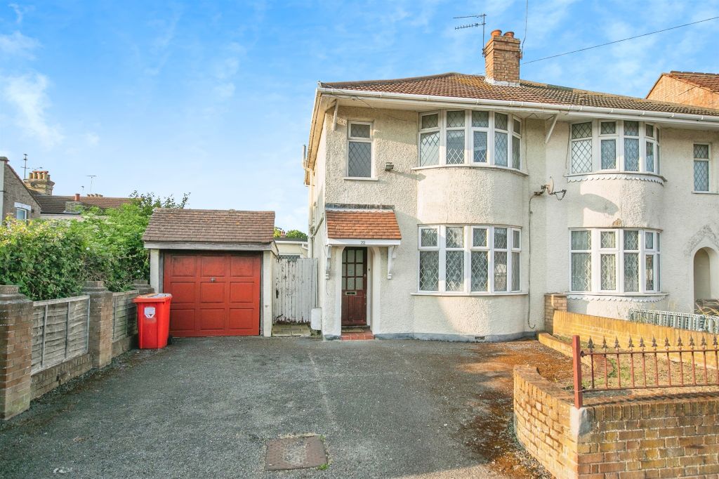 Property photo 1 of 16