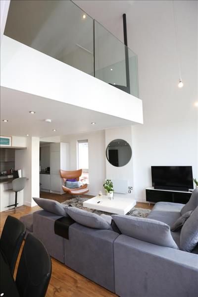 Property photo 3 of 17 Met1000747C.Jpg