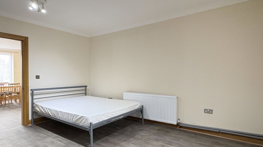 Property photo 2 of 15 Photo 2