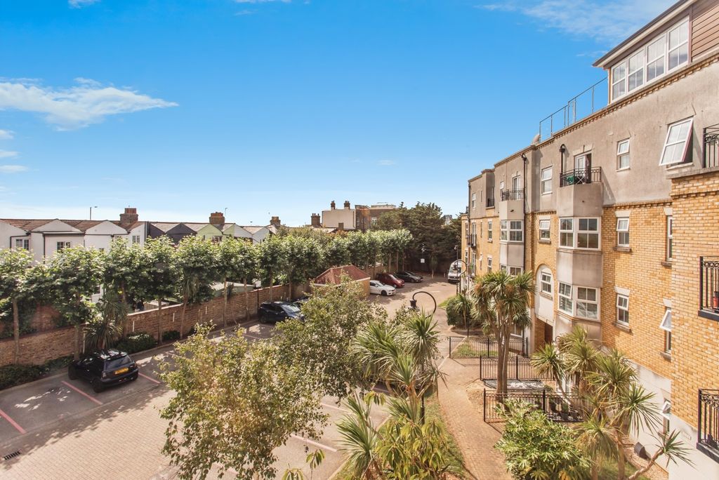 Property photo 2 of 17 Balcony View