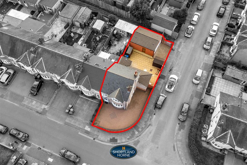 Property photo 2 of 24 Boundary