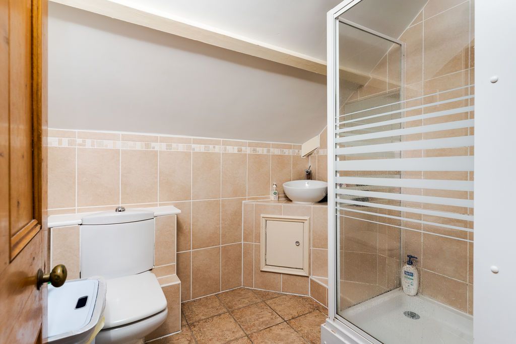 Additional image 17 of 6 bed end terrace house for saleVictoria Square, Penarth CF64