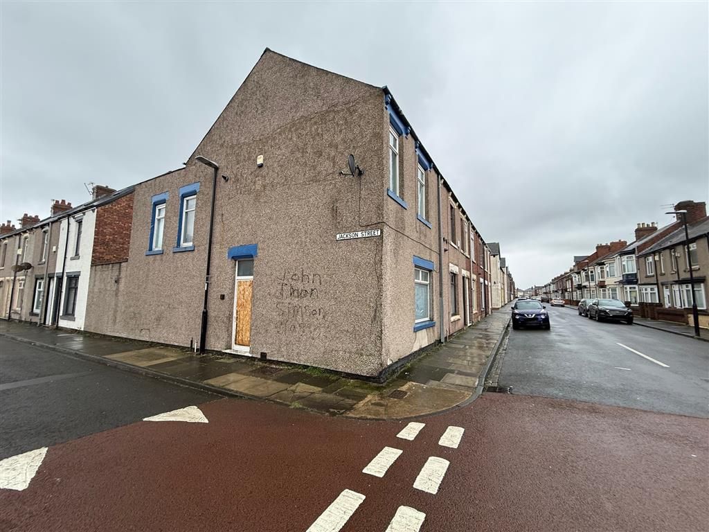 Property photo 1 of 11