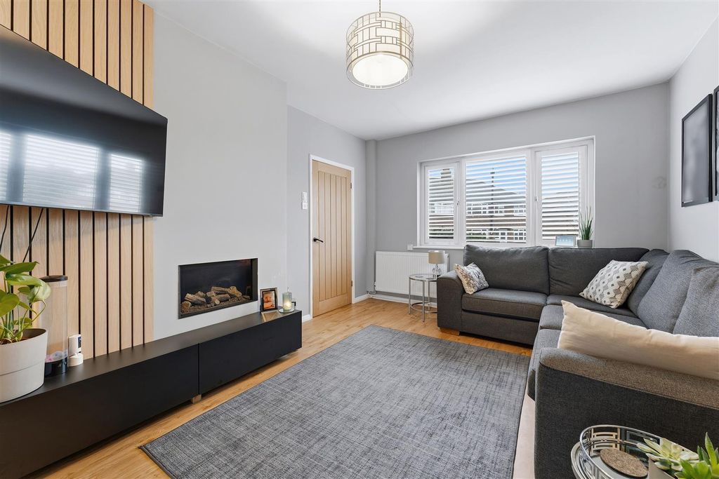 Property photo 2 of 18 Dsc05019.Jpg