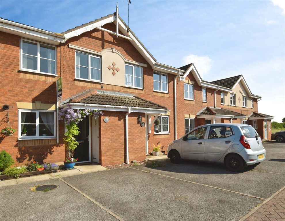Property photo 1 of 18 44d4F6cd-Front 20Parking.Jpg