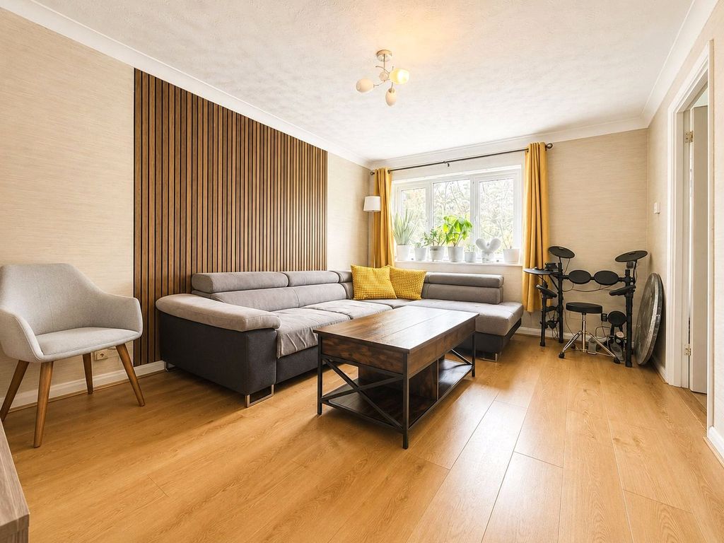 Property photo 2 of 10 Picture No. 16