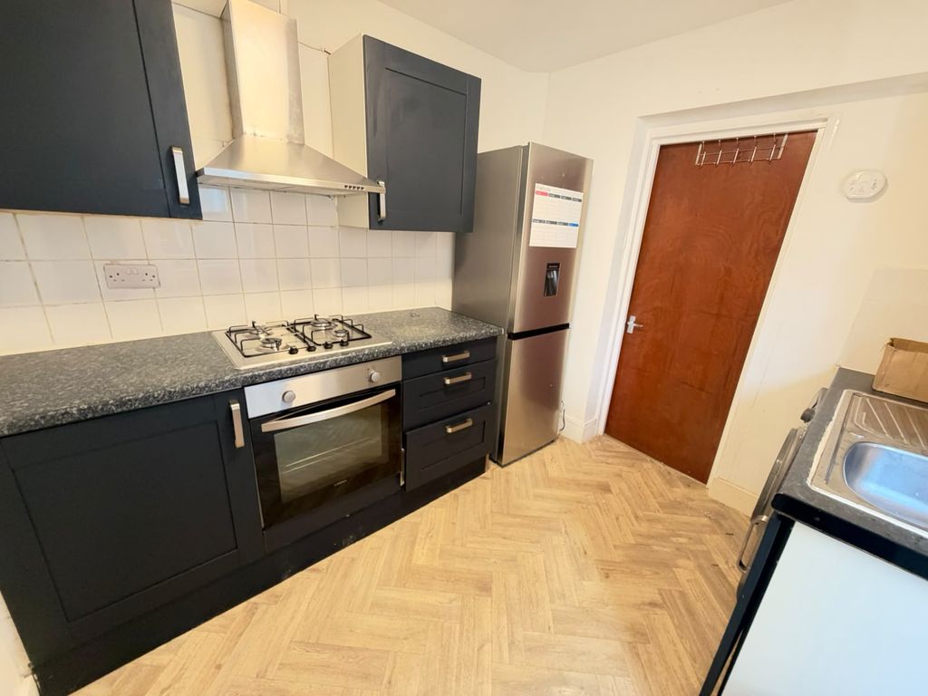 Property photo 1 of 7 1 Bed Ground Floor Flat To Rent