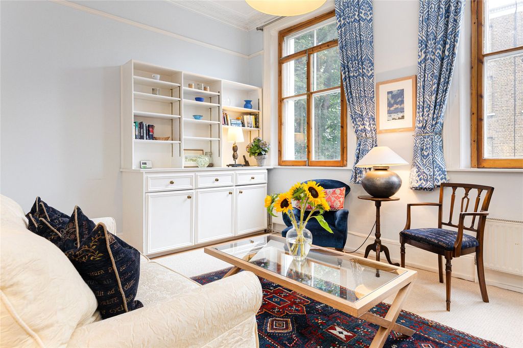 Property photo 3 of 8 Reception Room