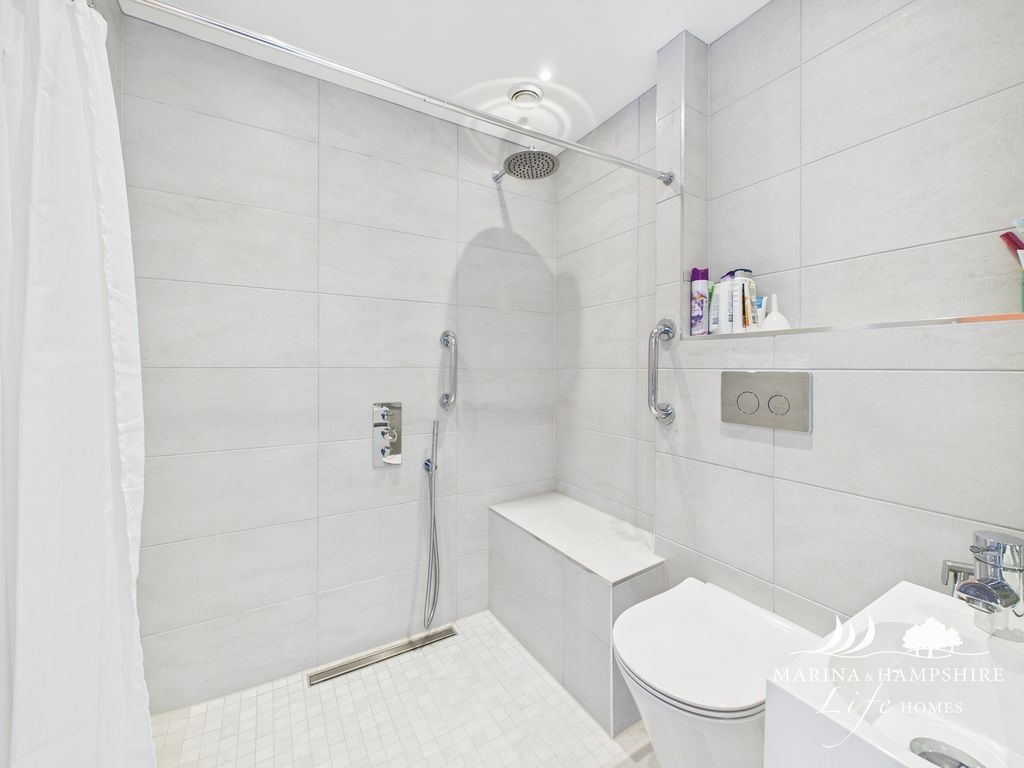 Additional image 25 of 4 bed town house for saleCarne Place, Port Solent, Portsmouth PO6