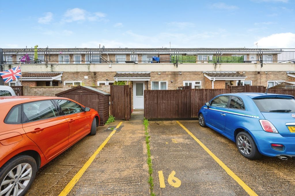 Property photo 1 of 11 Pbox-Img.Jpg