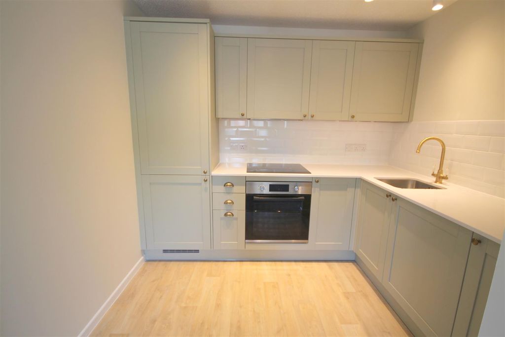 Property photo 2 of 13 Kitchen2.Jpg