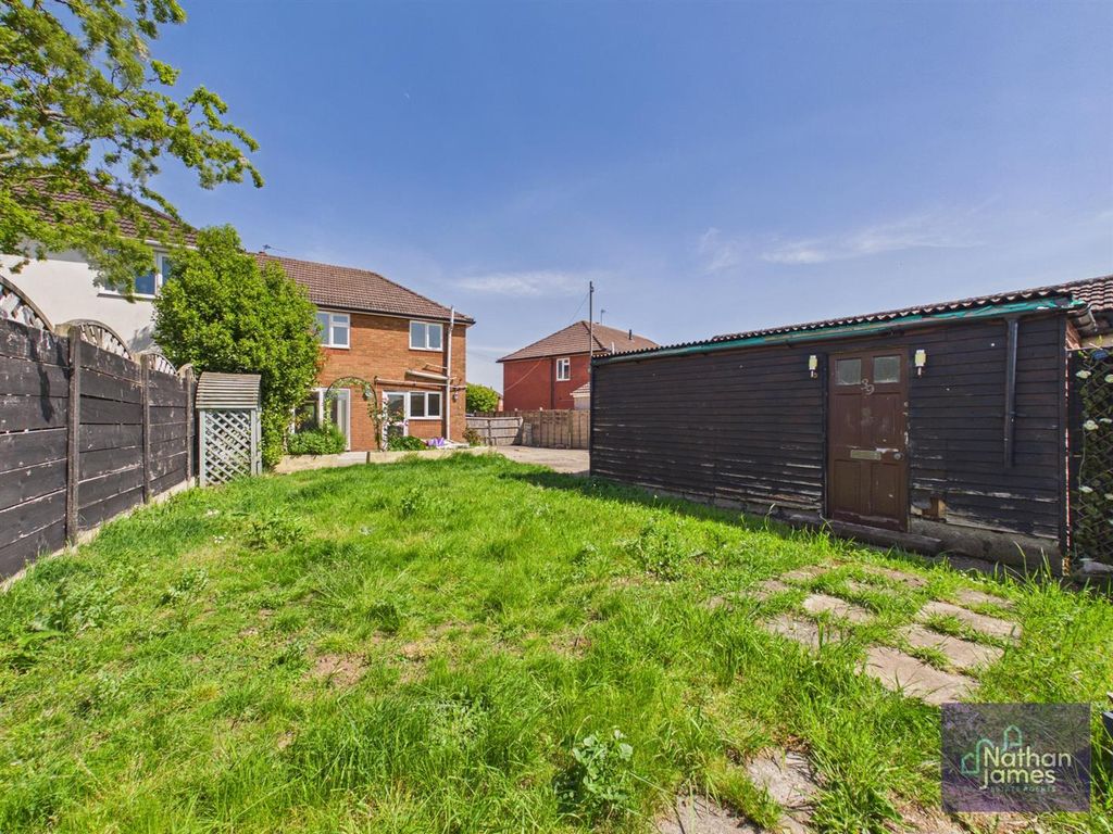 Property photo 3 of 18