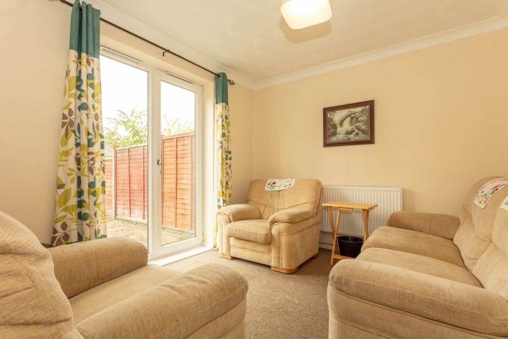Property photo 3 of 11