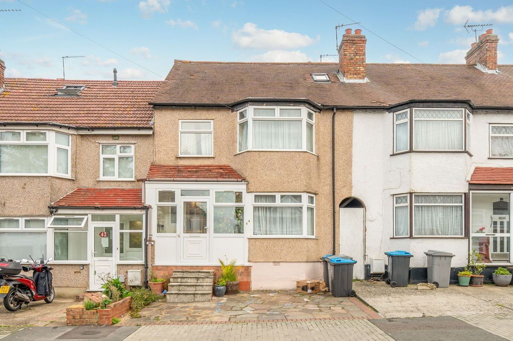 Property photo 1 of 12