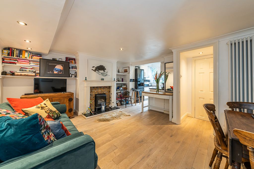 Property photo 1 of 14