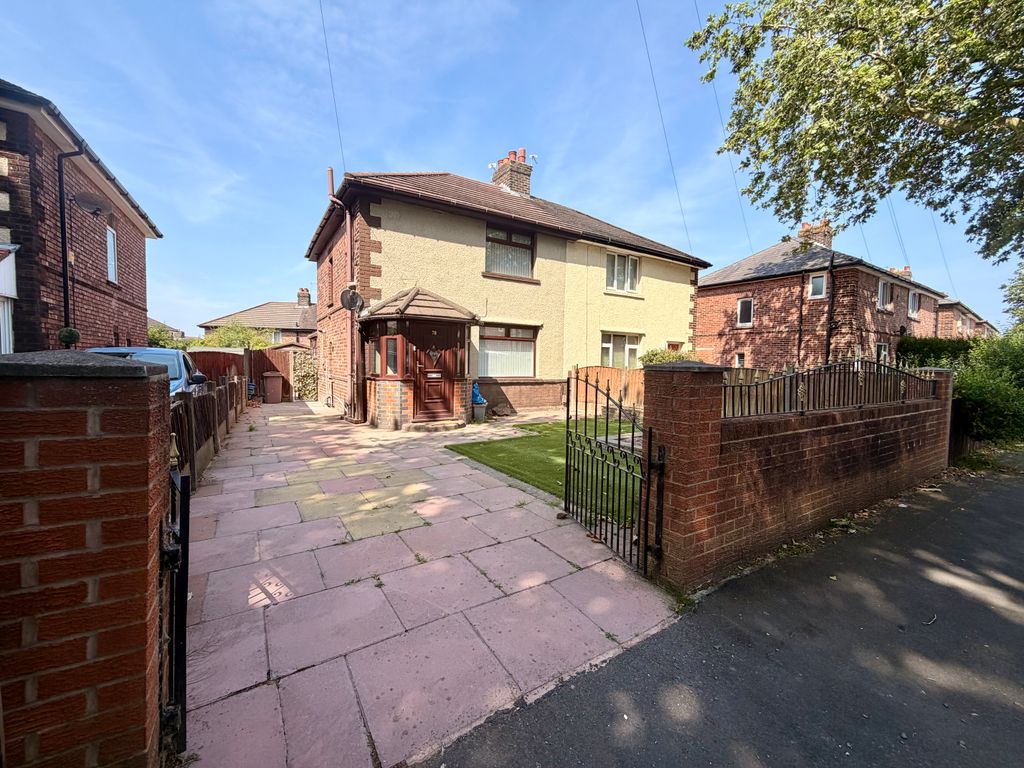 Property photo 1 of 13
