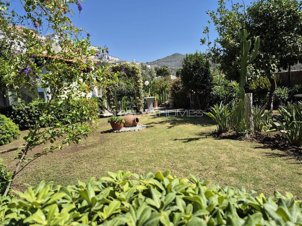 Property photo 1 of 36