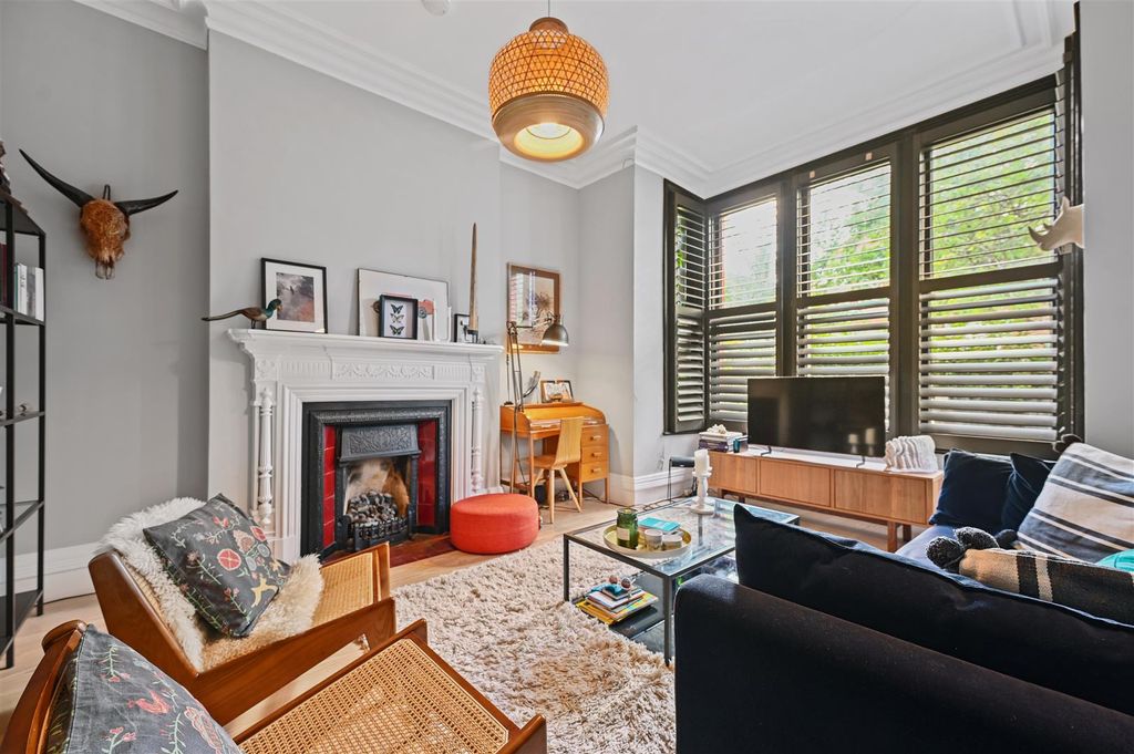 Property photo 3 of 16 Ar - Goldsmiths Avenue13.Jpg