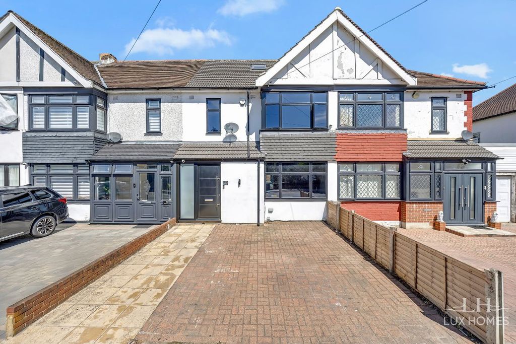 Property photo 1 of 23