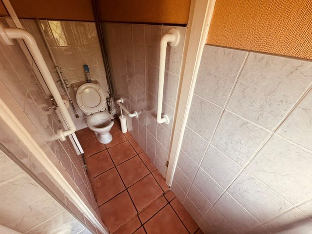Property photo 2 of 18 Downstairs W.C.