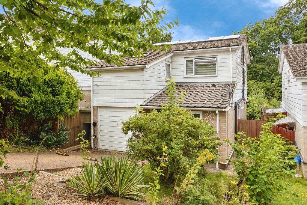 Property photo 1 of 12 Front