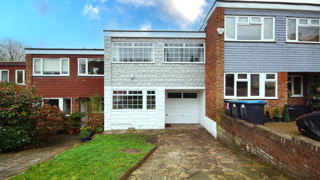 Property photo 1 of 18