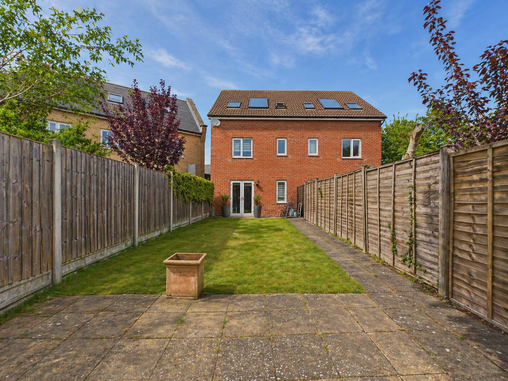 Property photo 3 of 19