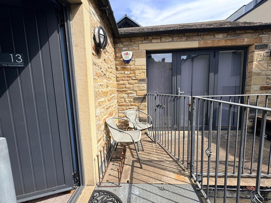 Property photo 1 of 13 Picture No. 02