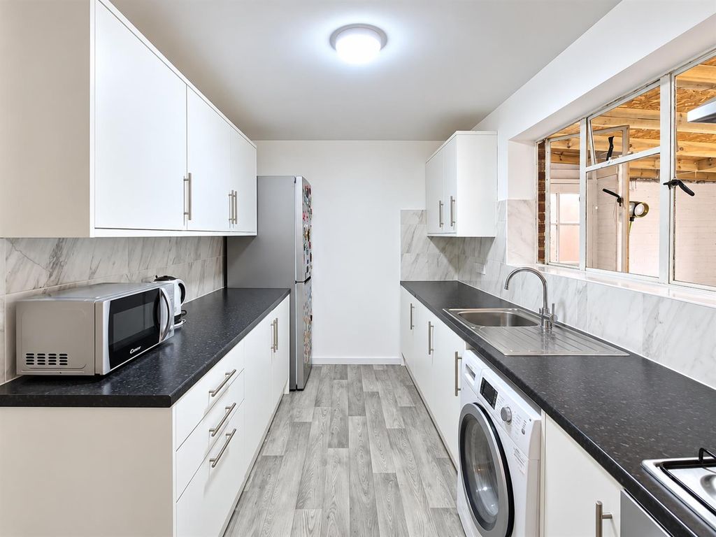 Property photo 2 of 8 A9633A51-735B-4c59-ba8E-Ab2E53Ac1d1B.Png