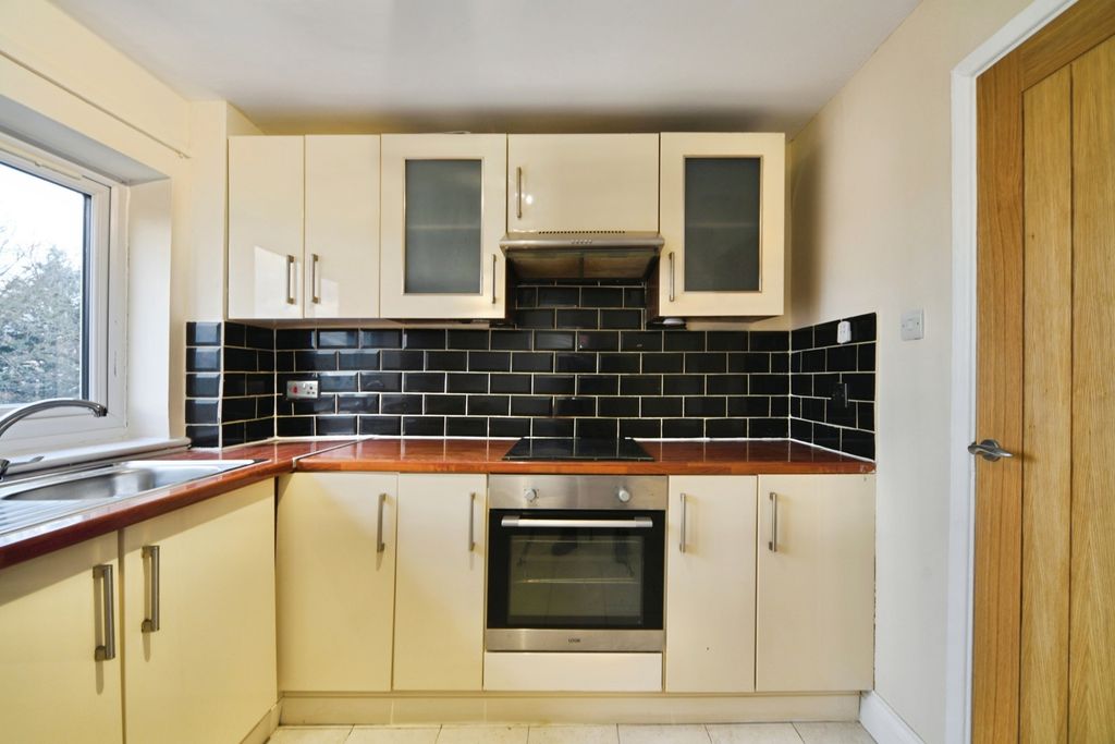 Property photo 2 of 11 Pbox-Img.Jpg