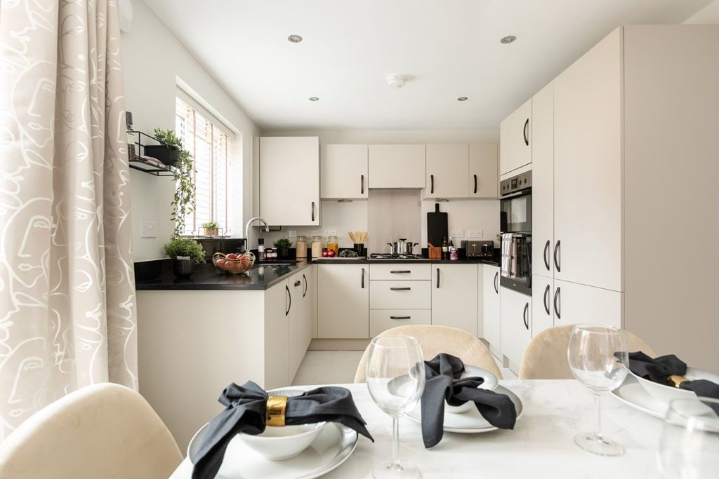 Property photo 1 of 13 Space To Entertain