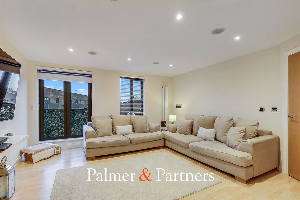 Property photo 3 of 12 Picture No. 08