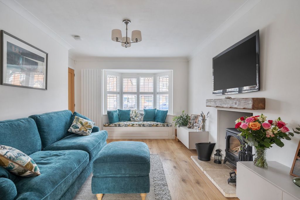 Property photo 2 of 22