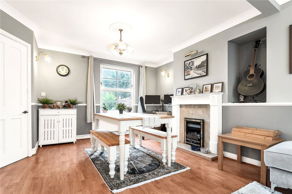 Property photo 3 of 13 Picture No. 11