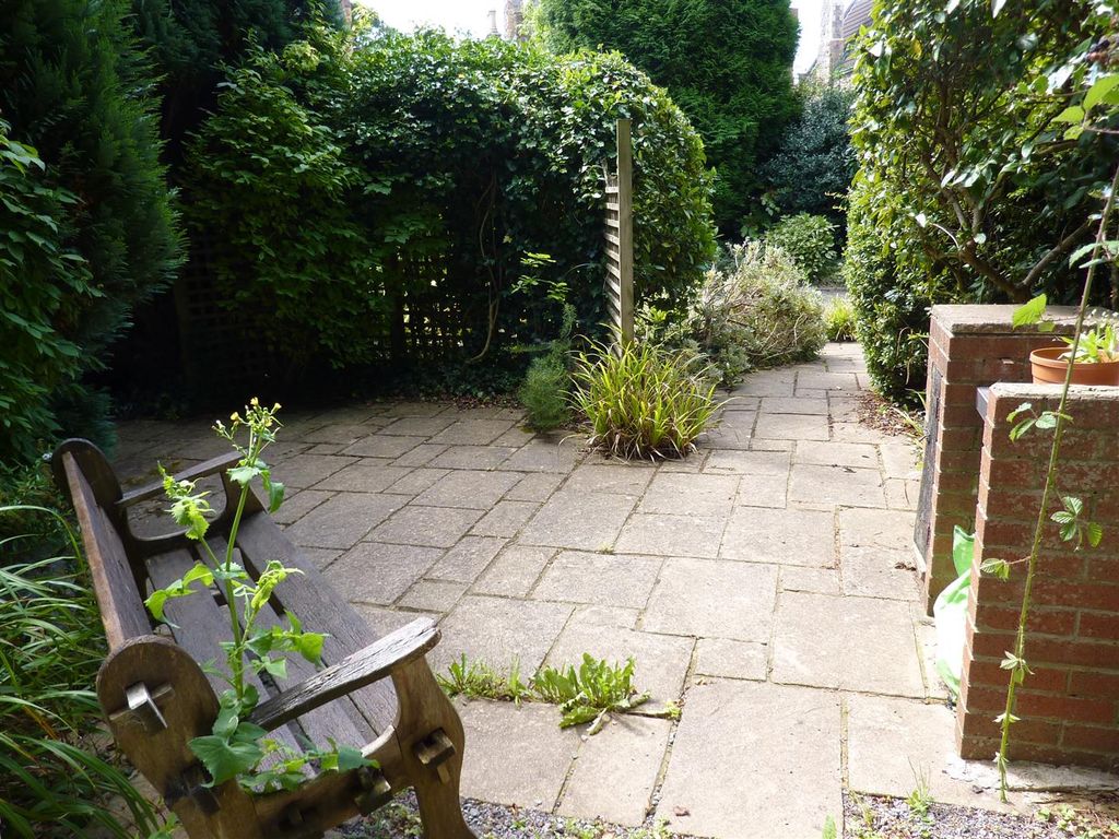 Property photo 3 of 7