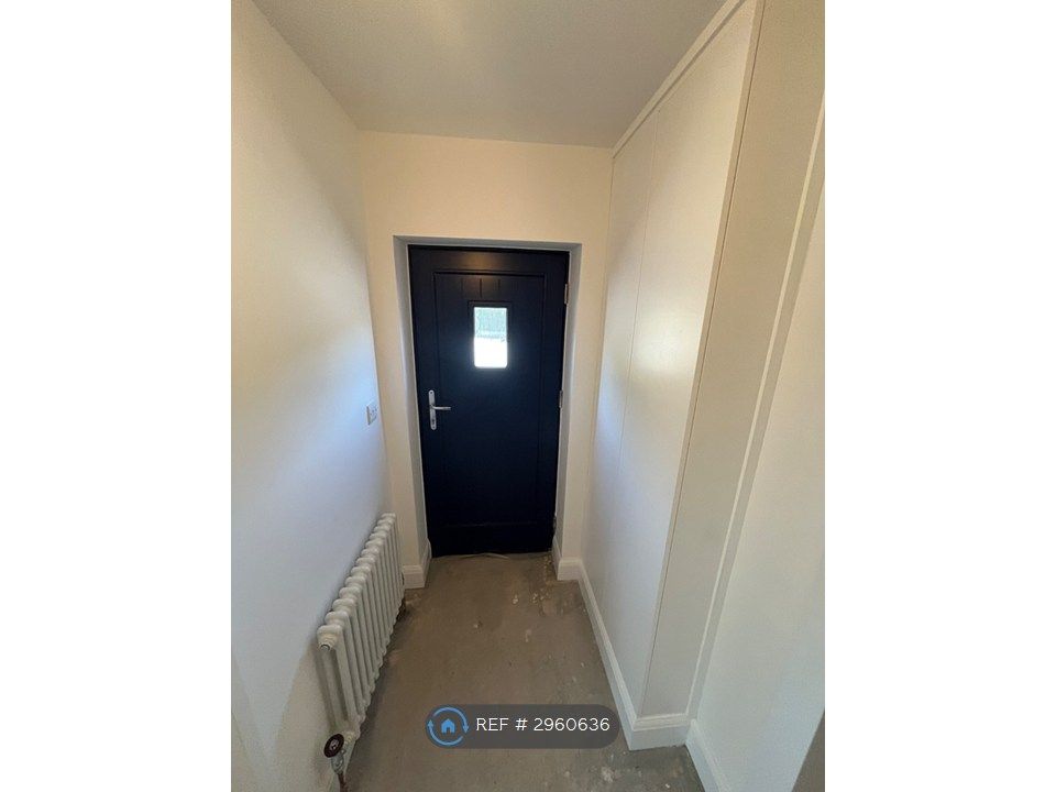 Property photo 3 of 27