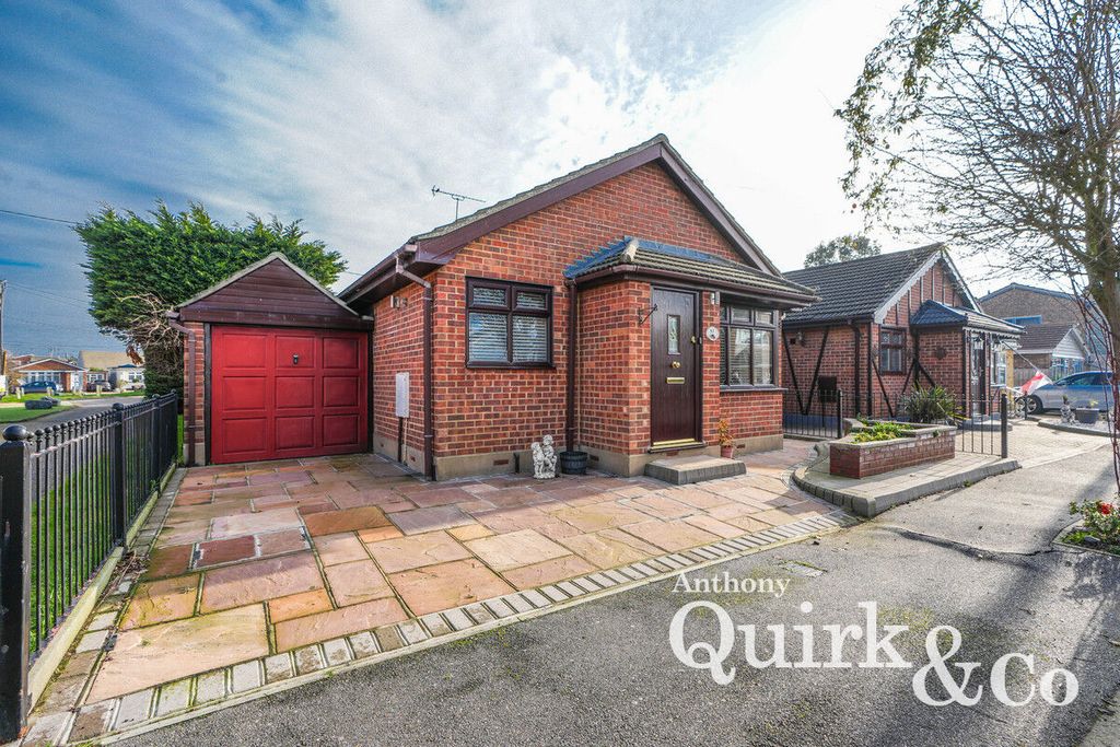 Property photo 1 of 11