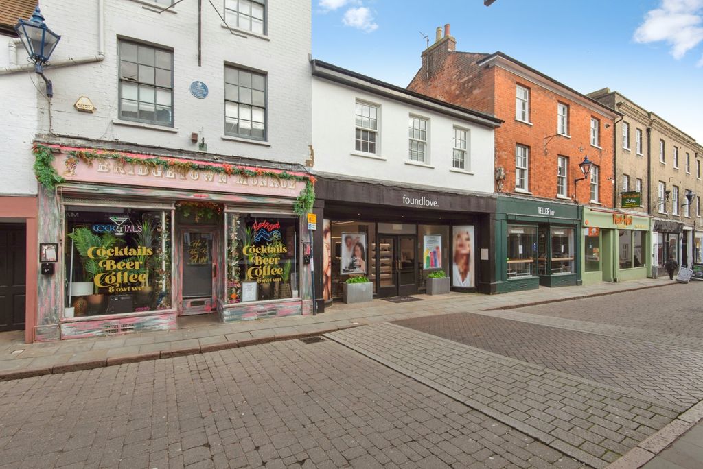 Property photo 3 of 20