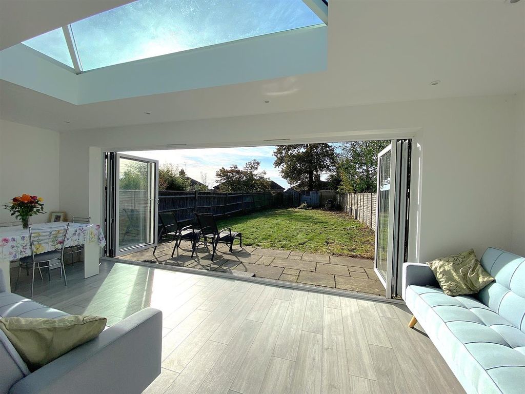 Property photo 2 of 17 13 Grangecourt Drive - Sun Room2.Jpg