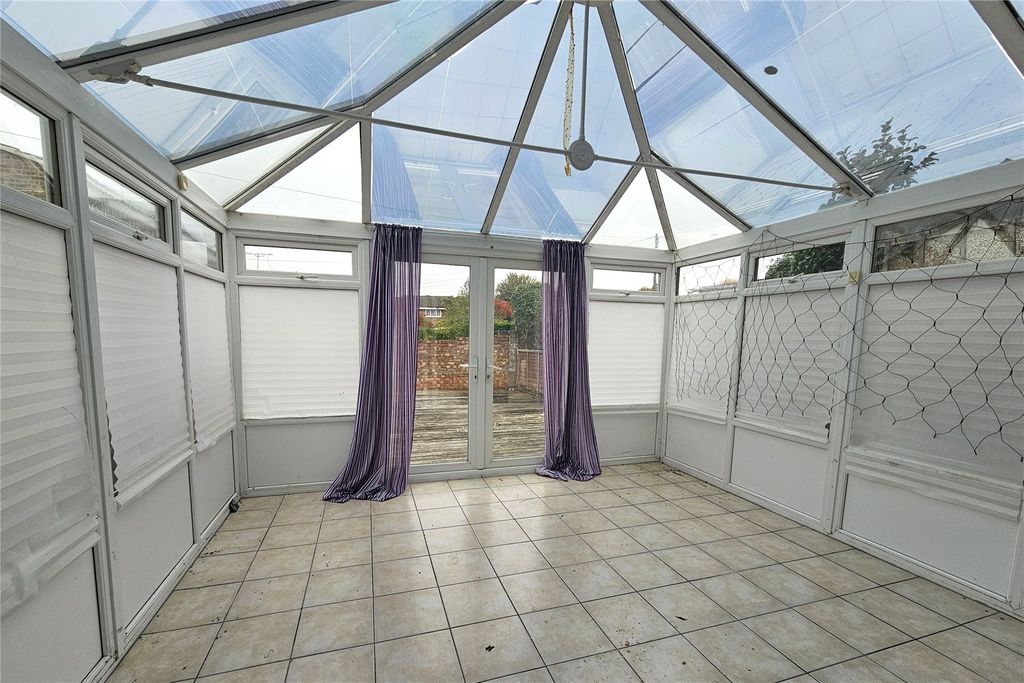 Property photo 2 of 17 Picture No. 11