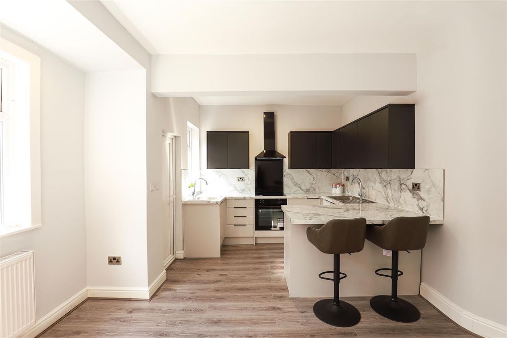 Property photo 2 of 10 _Yn2Boc7Keern8Fo1Zlszw.Jpg