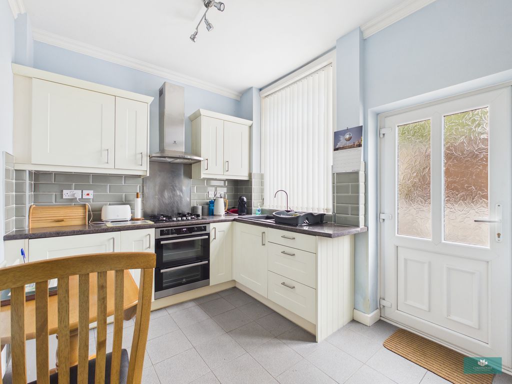 Property photo 3 of 20 Photo 7