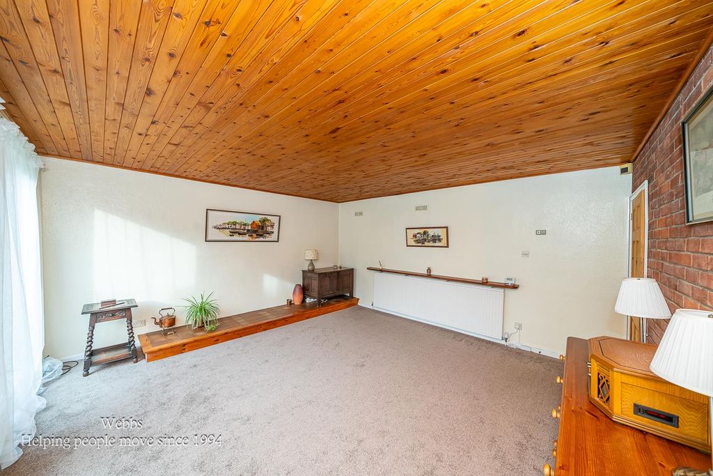 Property photo 3 of 33 Webbs-2.Jpg