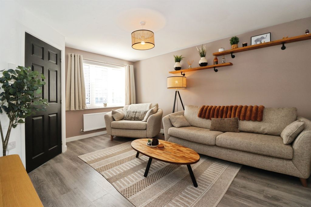 Property photo 2 of 18