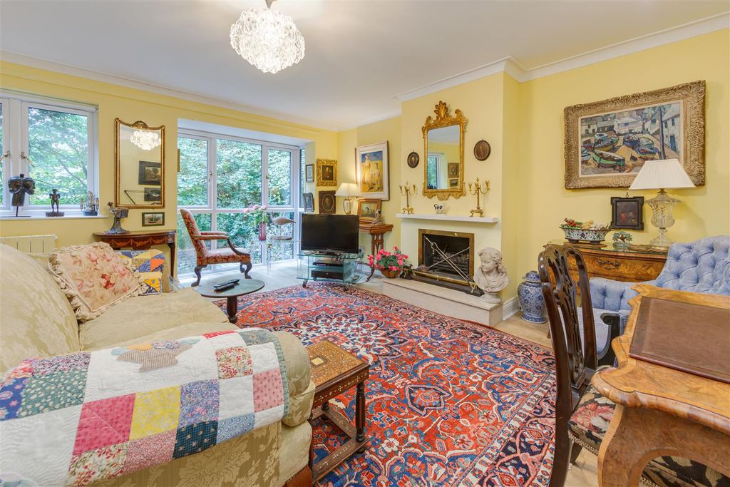 Property photo 3 of 25